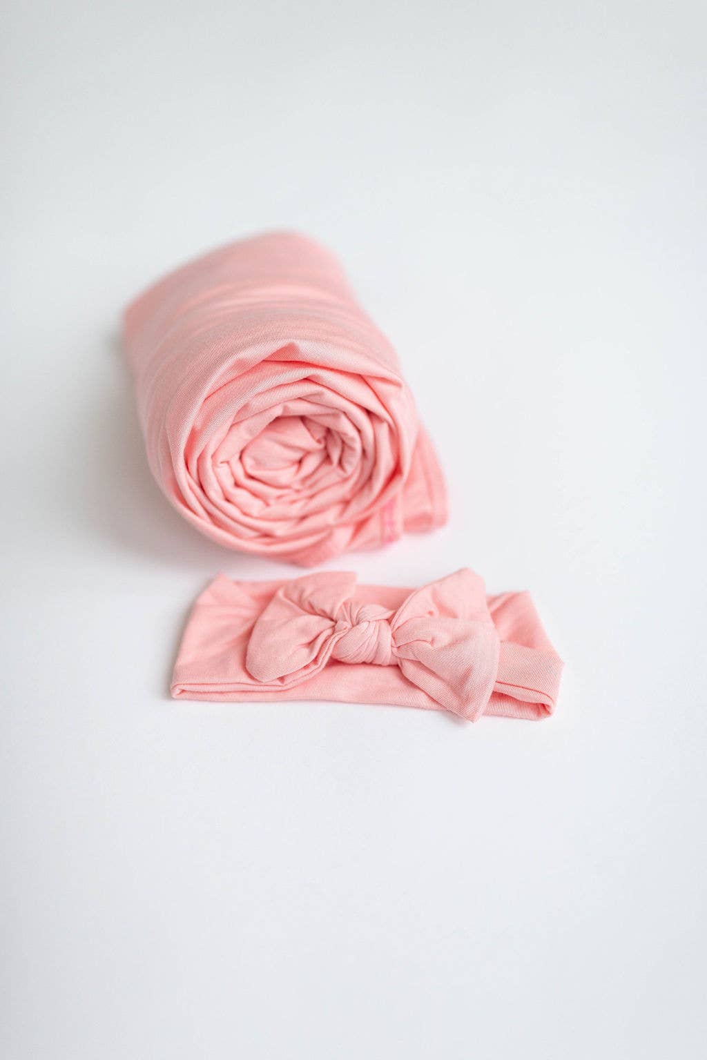 Newborn Swaddle & Receiving Blanket with Hat & Headband: Pink