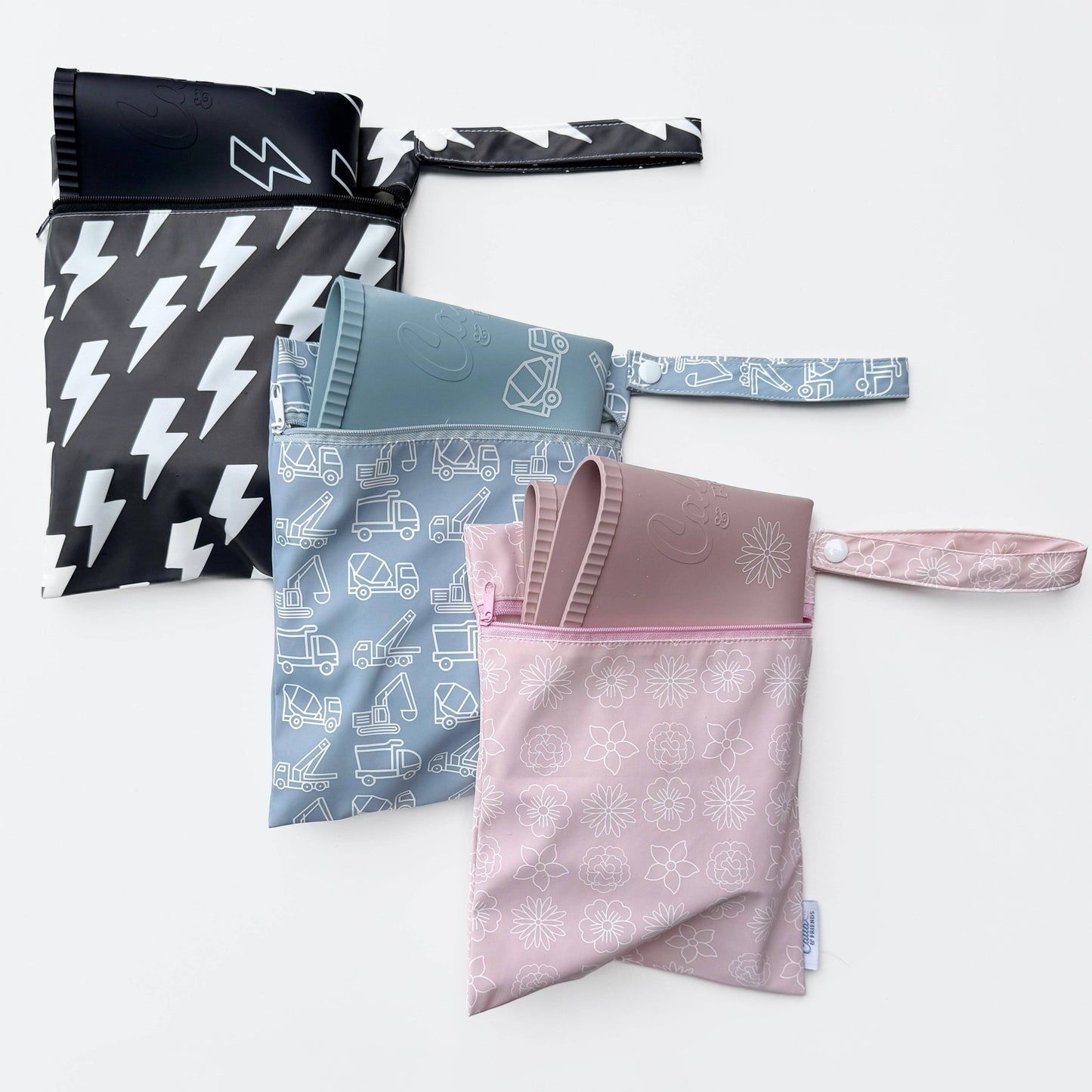 The Tidy Traveler - Petal Pink Blossom Printed Placemat Set with Travel Bag