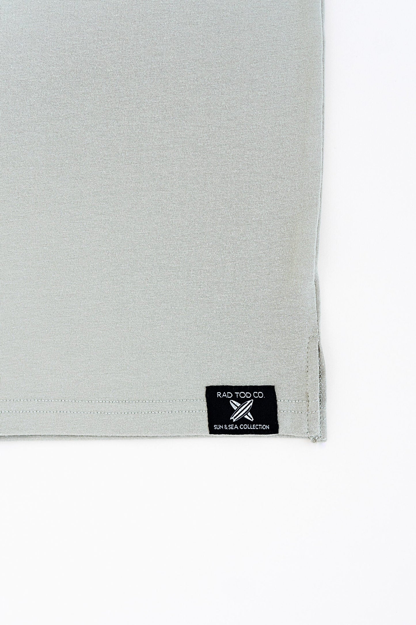 LOST IN PARADISE TEE