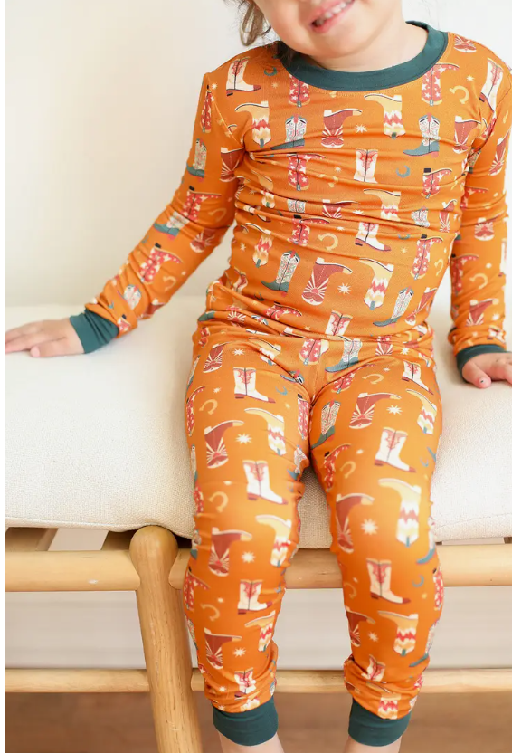 Boot Scootin' Cozy Two Piece Bamboo Set