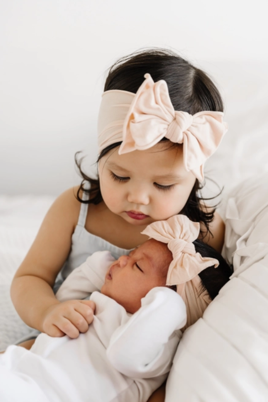 FAB-BOW-LOUSĀ® | Petal