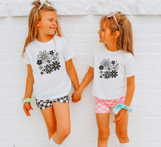Black Daisies Girl's T-shirt