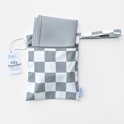 The Tidy Traveler - Solid Placemat Set: Black Checkered