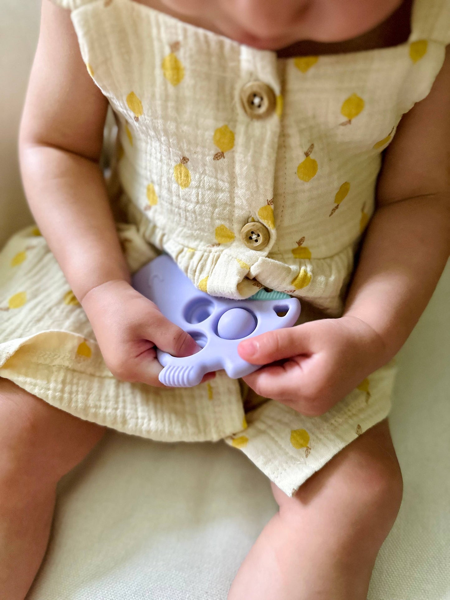 Lilac Dino Itzy Pop