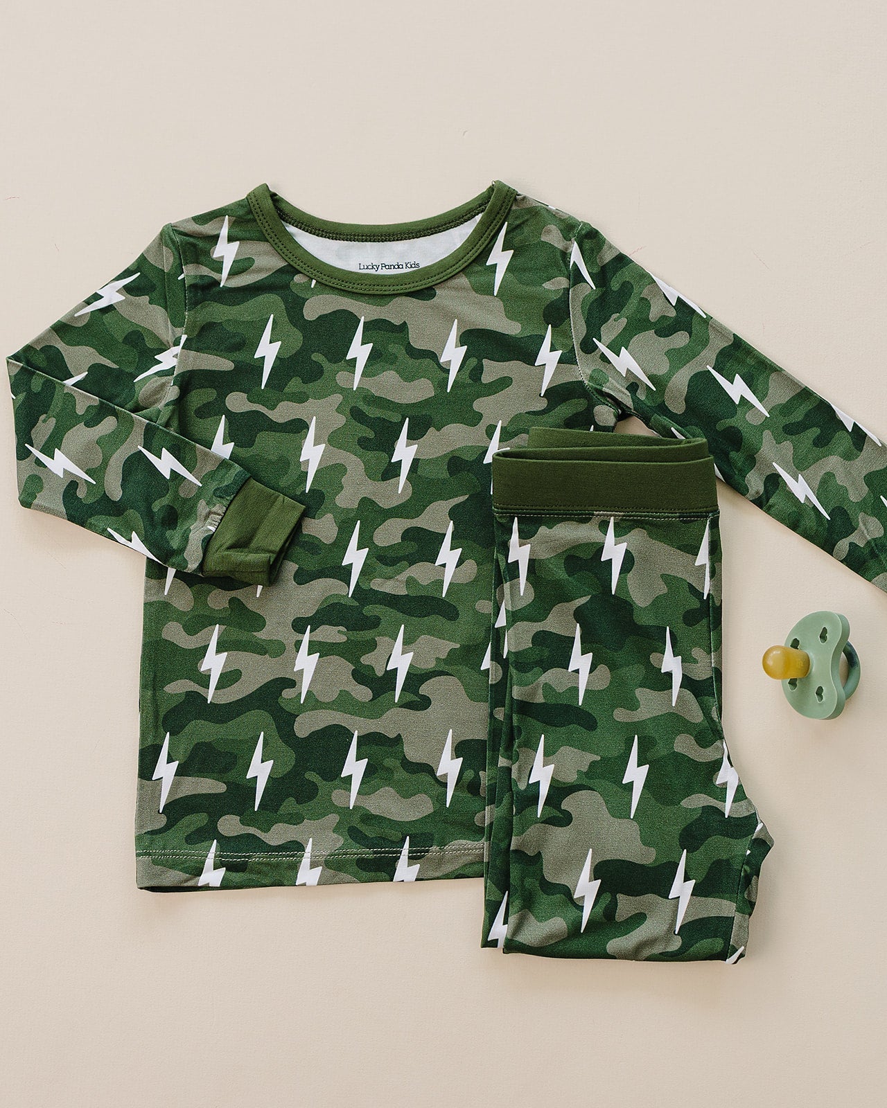 Bamboo Two Piece Set | Green Camo Bolts - COLLECTIVE
