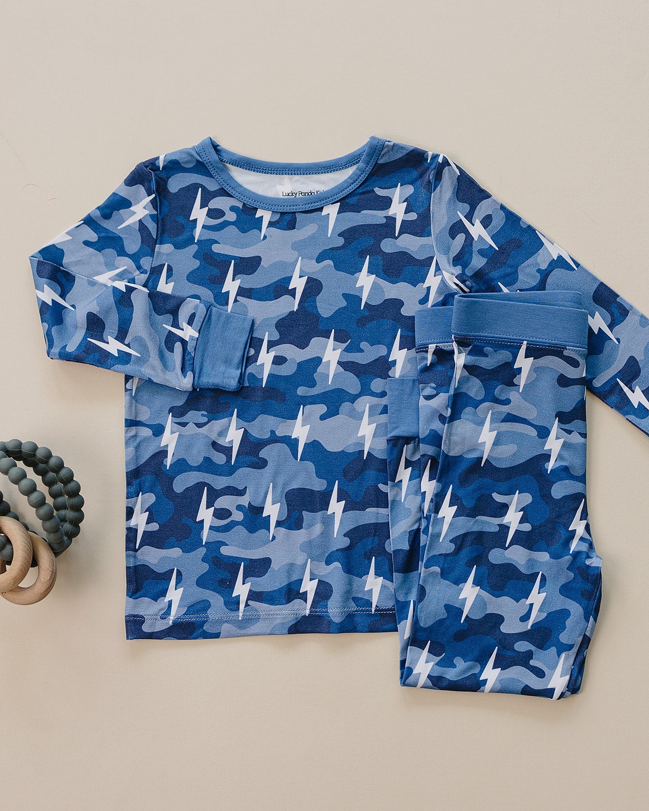 Bamboo Two Piece Set | Blue Camo Bolts - COLLECTIVE