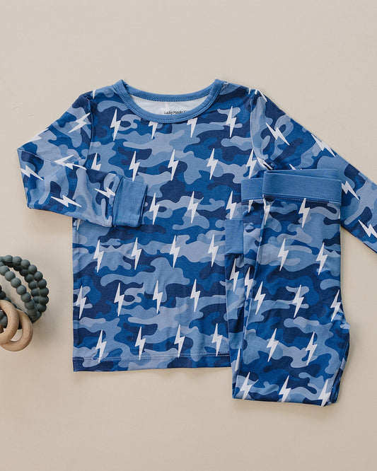 Bamboo Two Piece Set | Blue Camo Bolts - COLLECTIVE