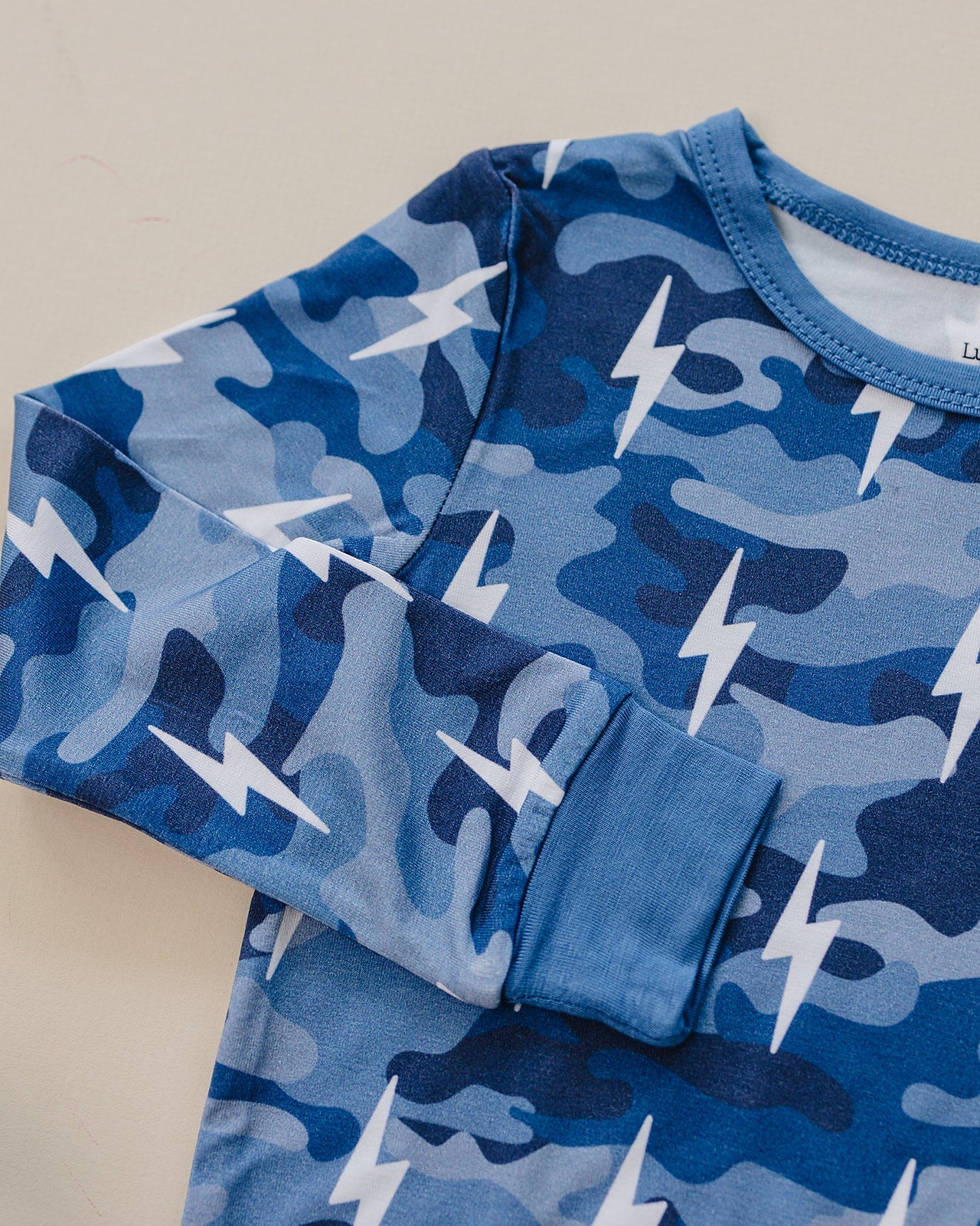 Bamboo Two Piece Set | Blue Camo Bolts - COLLECTIVE