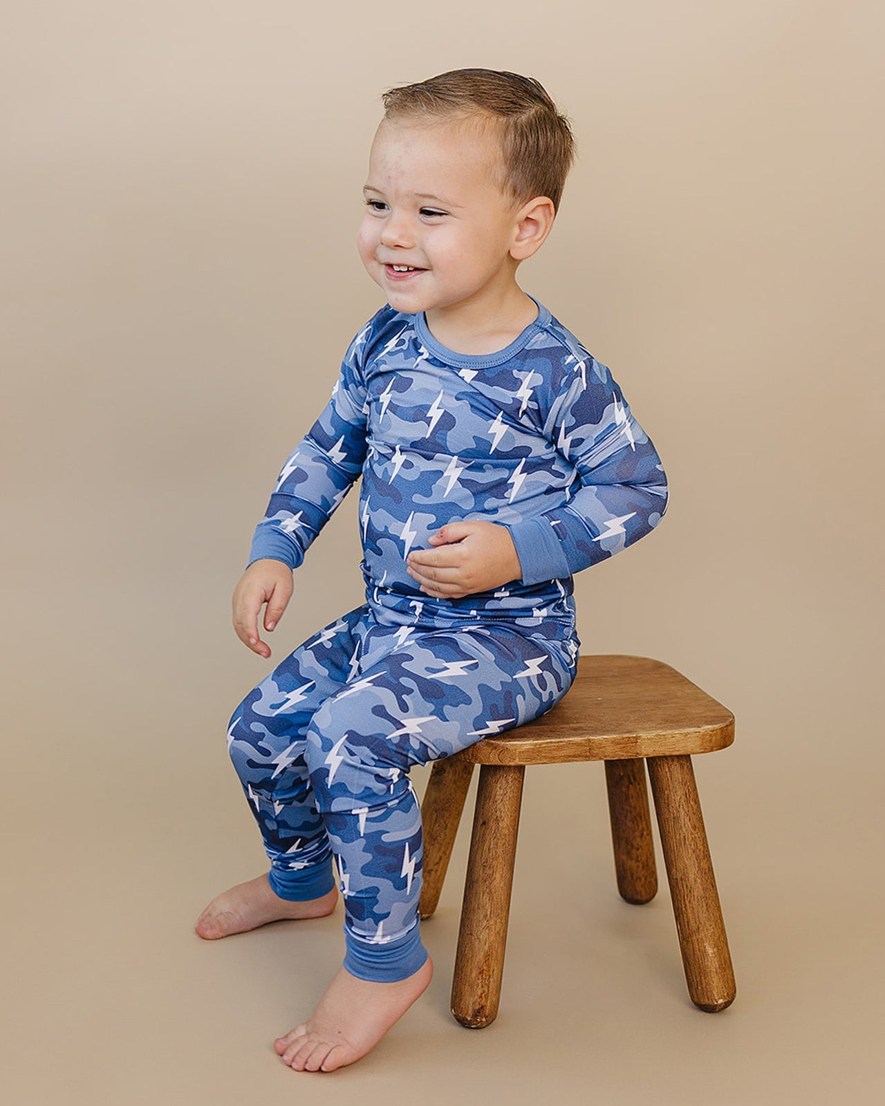 Bamboo Two Piece Set | Blue Camo Bolts - COLLECTIVE