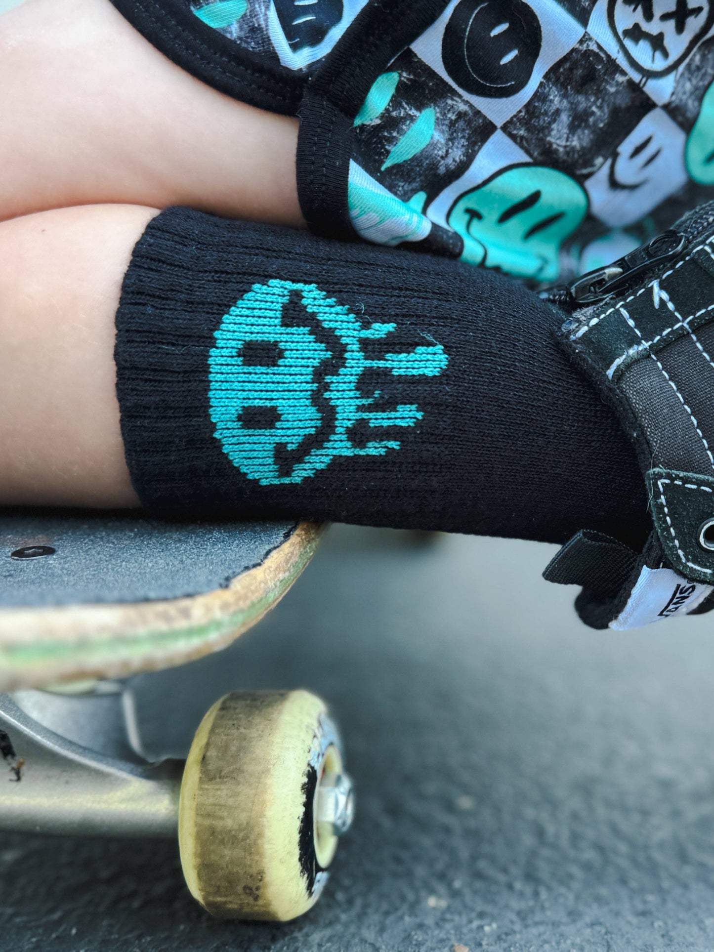 Aqua Smiley Infant & Kids Socks