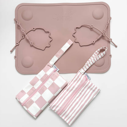 The Tidy Traveler - Solid Placemat Set: Black Checkered