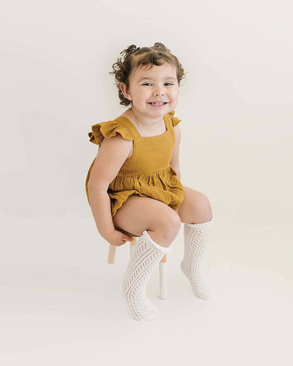 Ruffle Top Knee High Socks: One Size