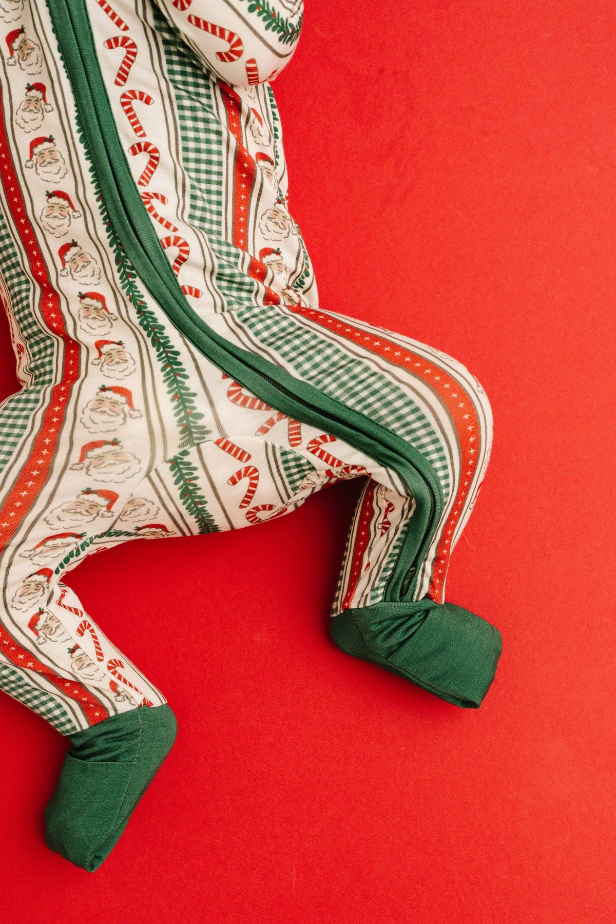 Christmas Cheer Bamboo Zipper Sleeper