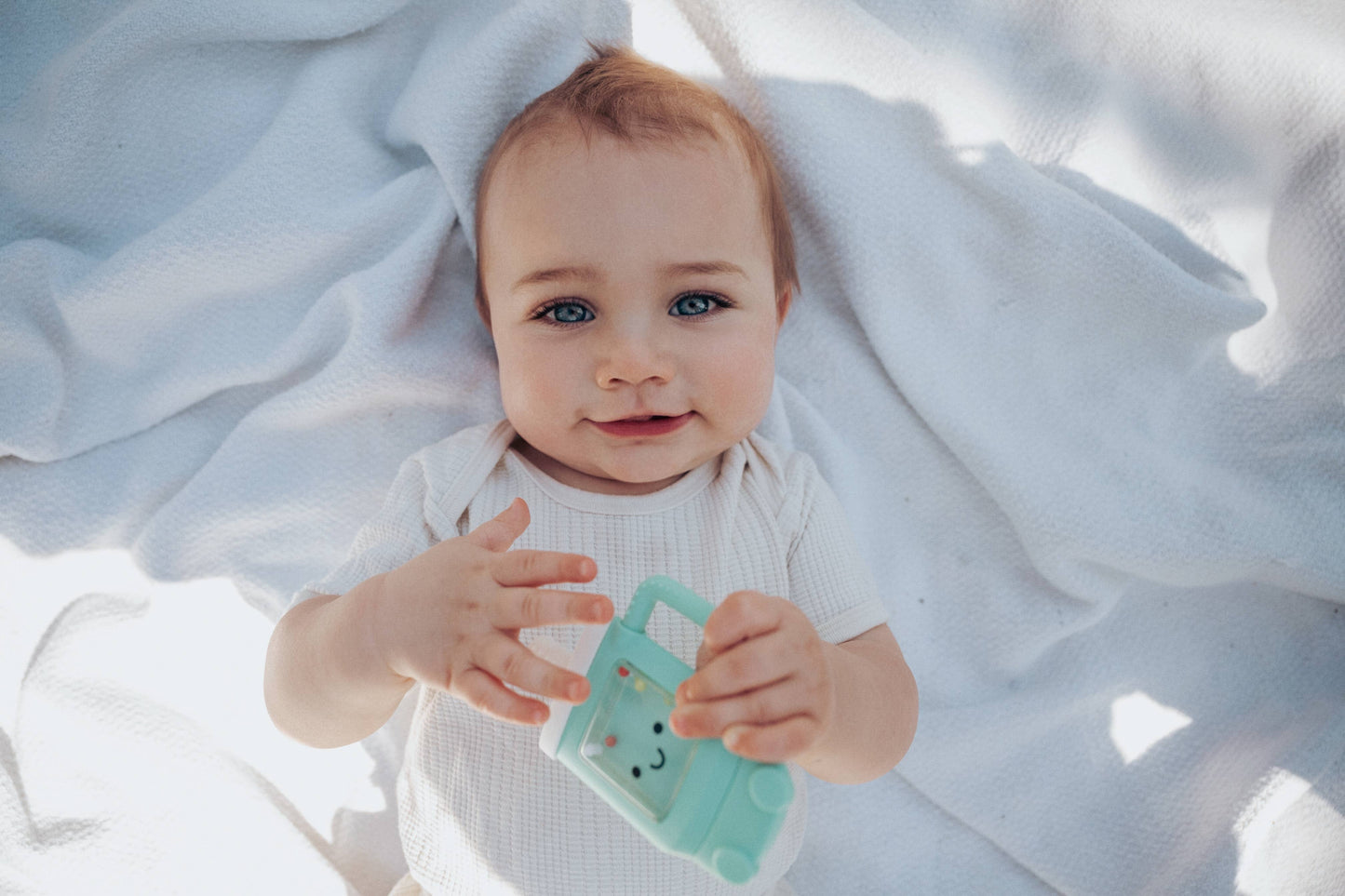 Sweetie Shake Plus - Teething & Rattle Toy: Tumbler