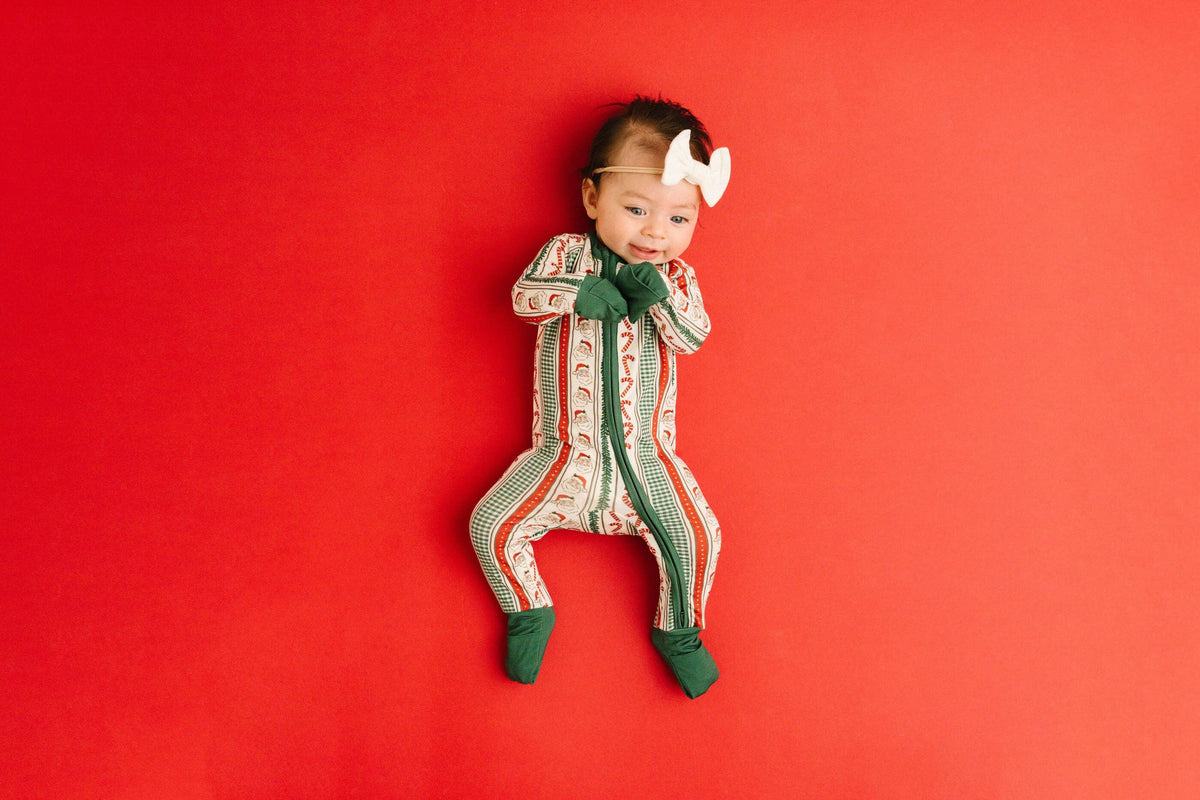Christmas Cheer Bamboo Zipper Sleeper