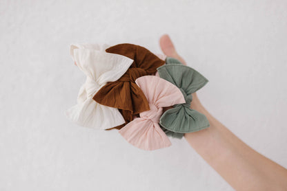 KNOT: ivory