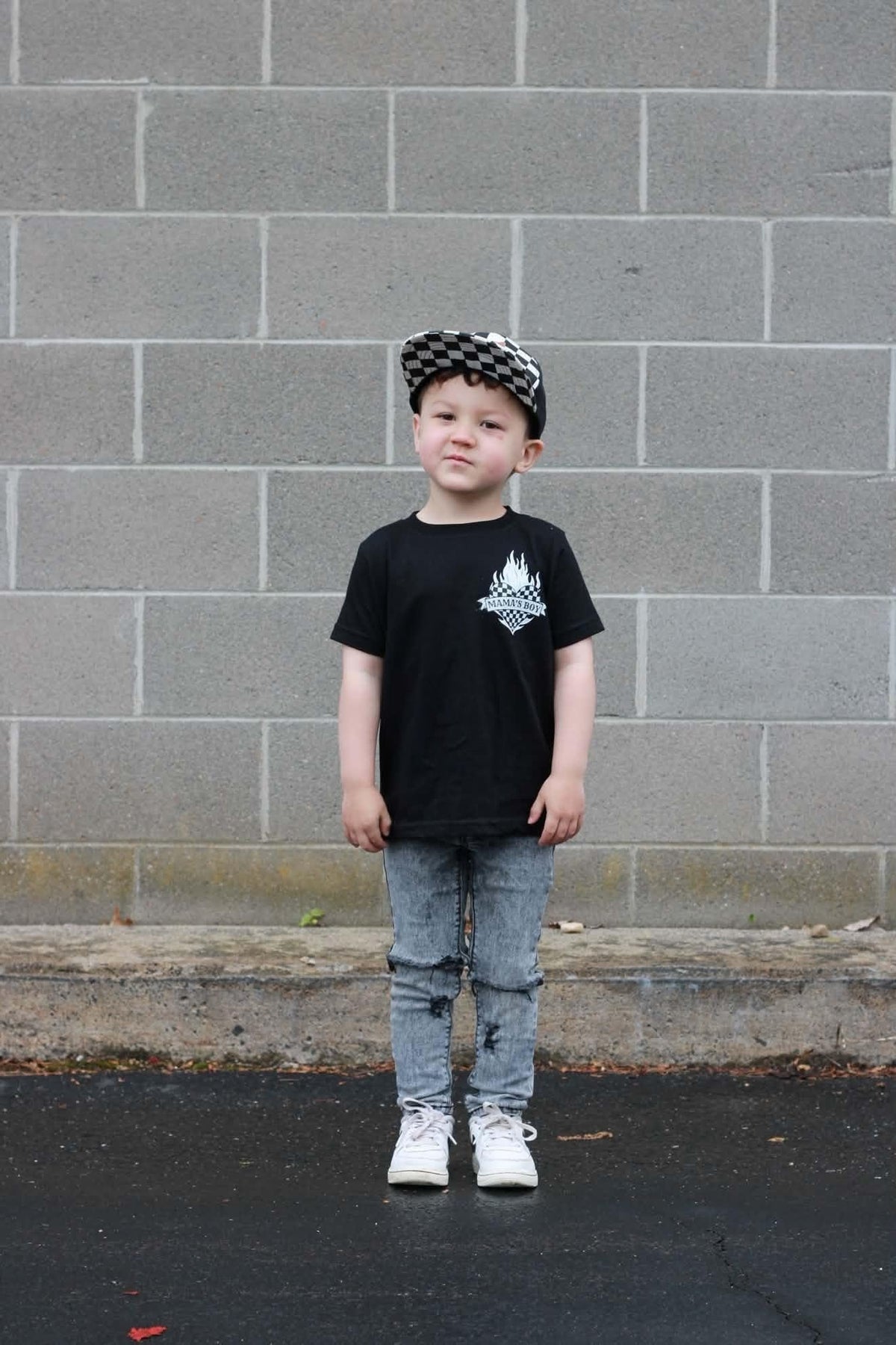 Mama's Boy Flame Heart Graphic T-Shirt