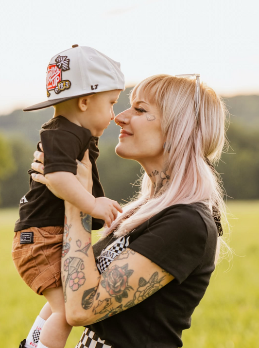 Mama Flame Heart Matching T-shirt - Women's